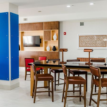 Holiday Inn Express - Andalusia By Ihg Exteriér fotografie