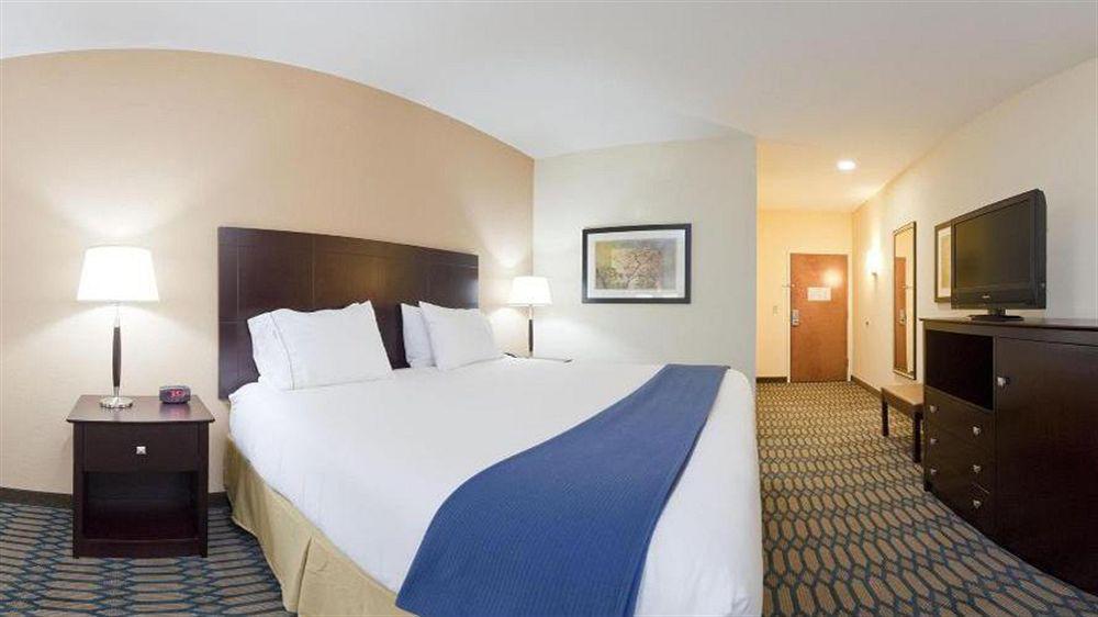 Holiday Inn Express - Andalusia By Ihg Exteriér fotografie