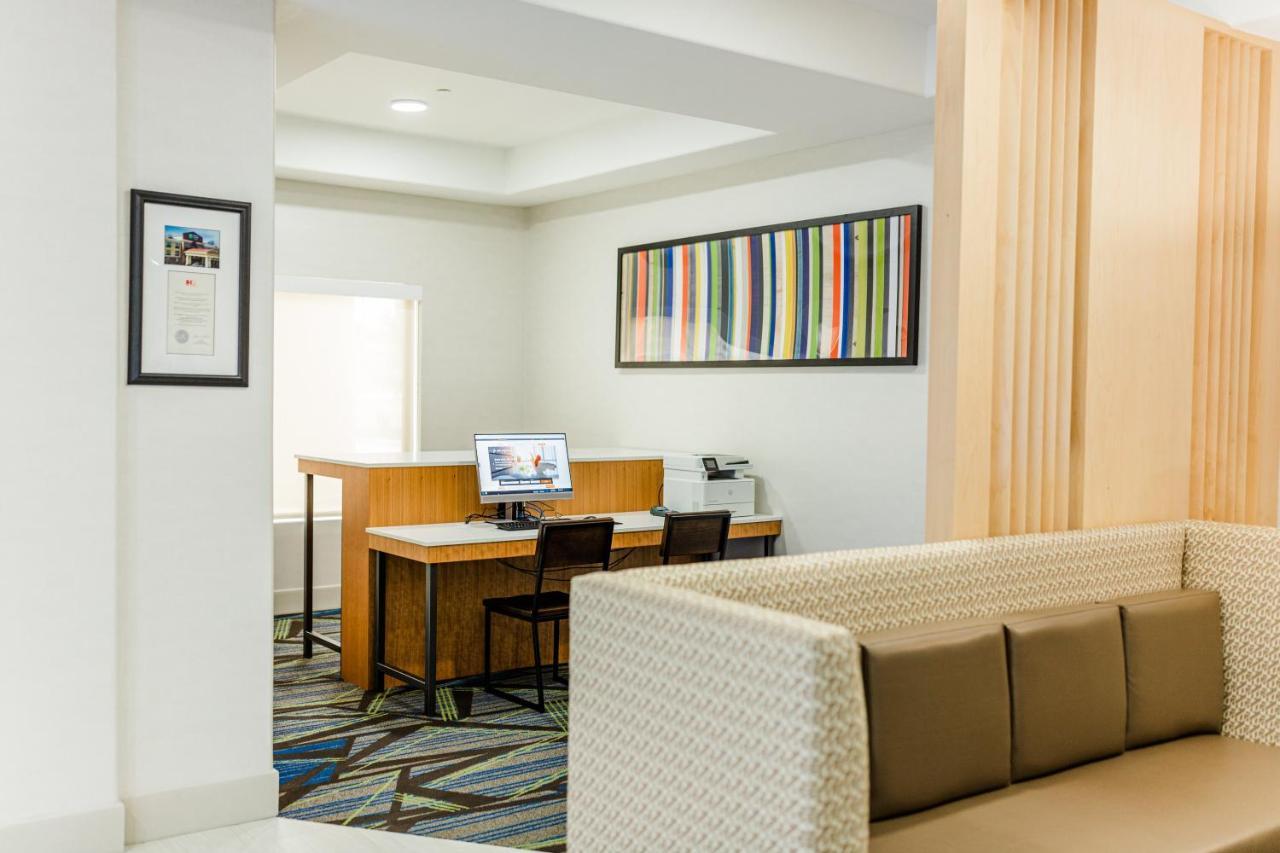 Holiday Inn Express - Andalusia By Ihg Exteriér fotografie