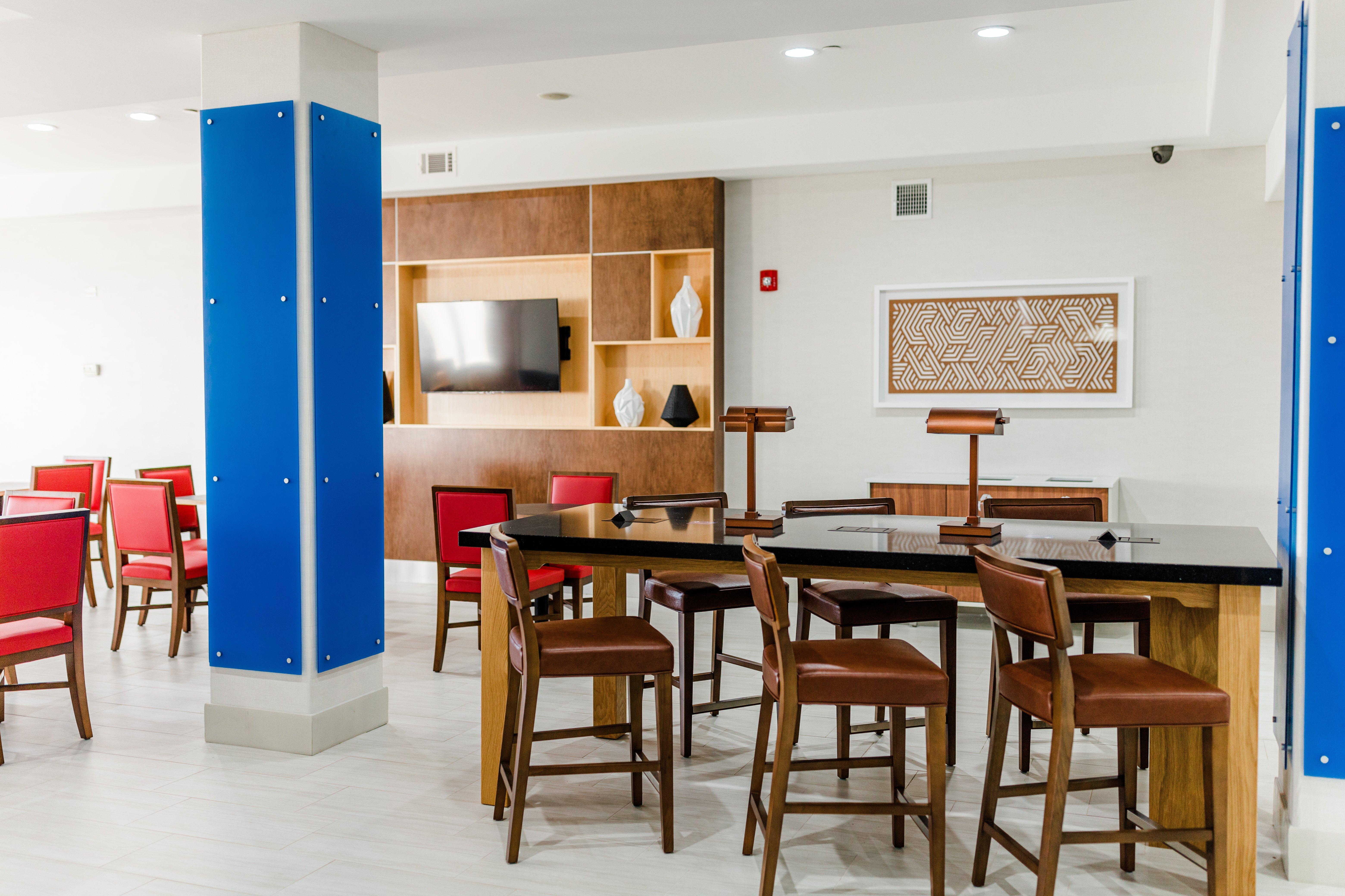 Holiday Inn Express - Andalusia By Ihg Exteriér fotografie
