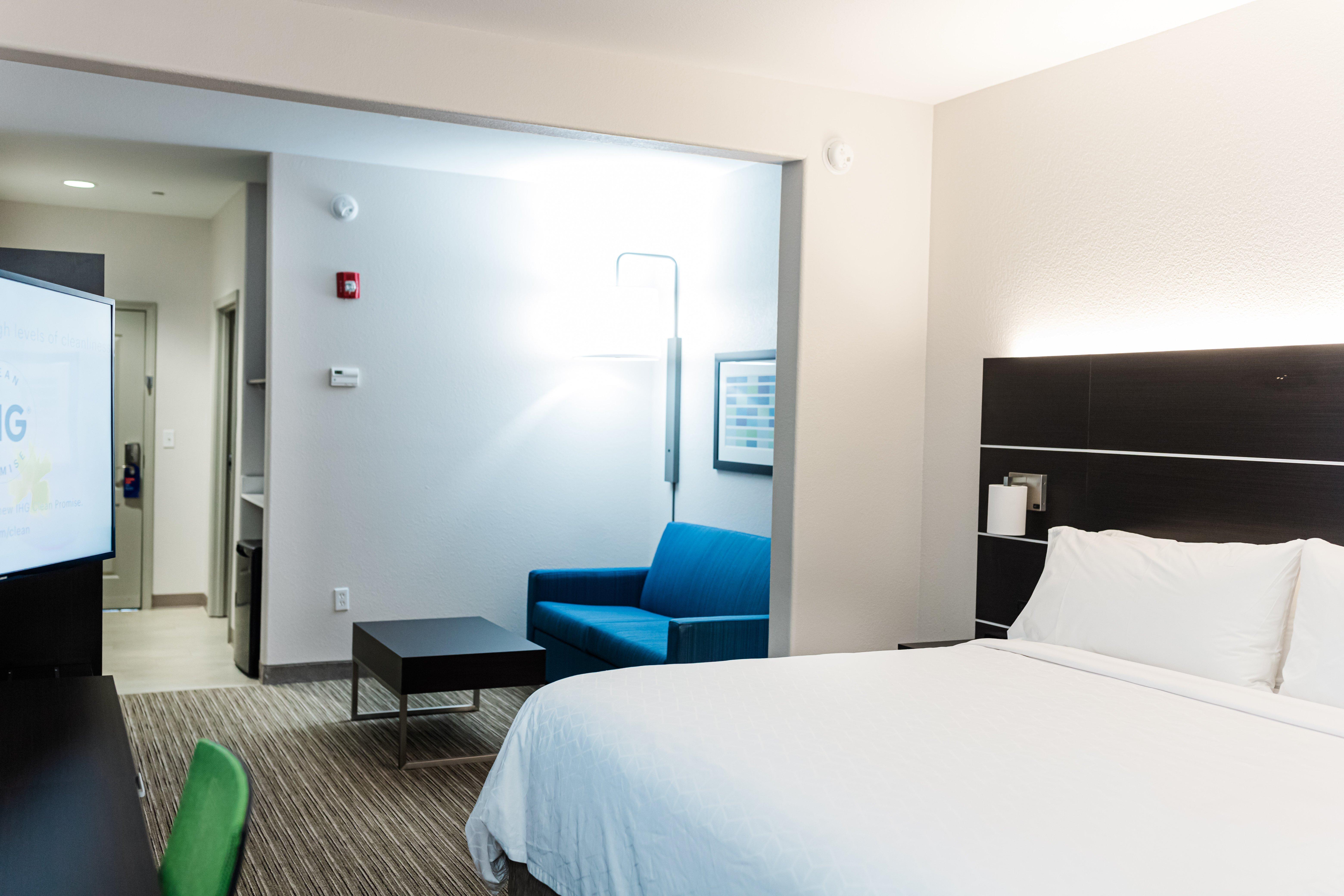 Holiday Inn Express - Andalusia By Ihg Exteriér fotografie